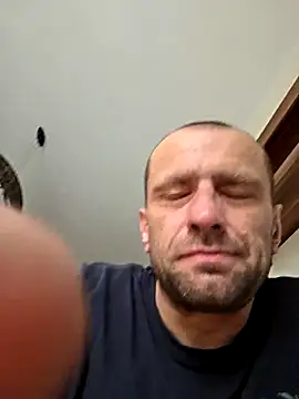 Roman0798 online show from September 18, 2025, 2:20 pm