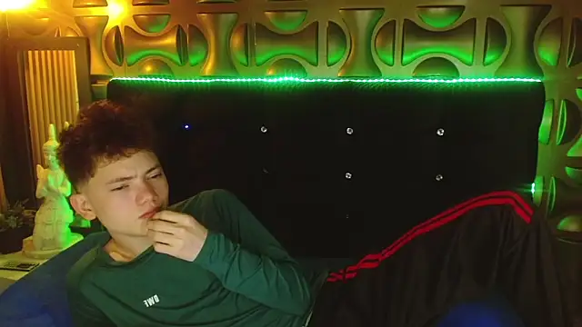 cruz dante online show from April 11, 2026, 7:17 pm