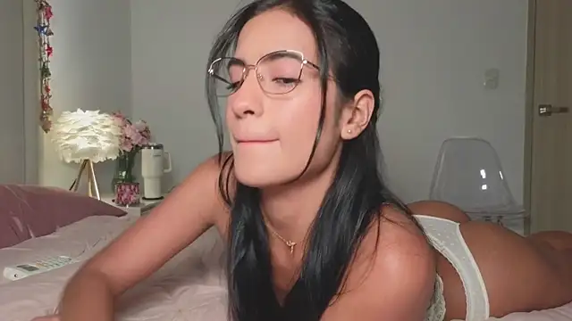 Snapshot of I_am_kat chatting on February 19, 2026, 2:30 am I am kat online show from February 19, 2026, 2:30 am