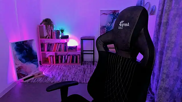 Snapshot of EmilyWilden chatting on March 20, 2025, 8:31 am EmilyWilden online show from March 20, 2025, 8:31 am