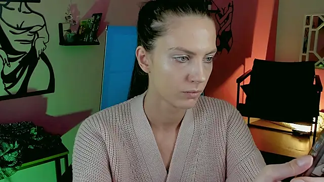 Snapshot of EmilyWilden chatting on September 27, 2025, 8:42 am EmilyWilden online show from September 27, 2025, 8:42 am