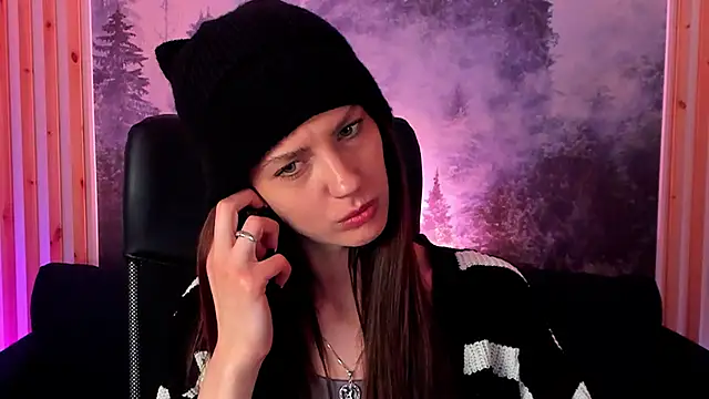 Snapshot of EmilyWilden chatting on March 10, 2025, 2:48 pm EmilyWilden online show from March 10, 2025, 2:48 pm