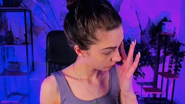 Snapshot of EmilyWilden chatting on February 9, 2025, 9:16 am EmilyWilden online show from February 9, 2025, 9:16 am