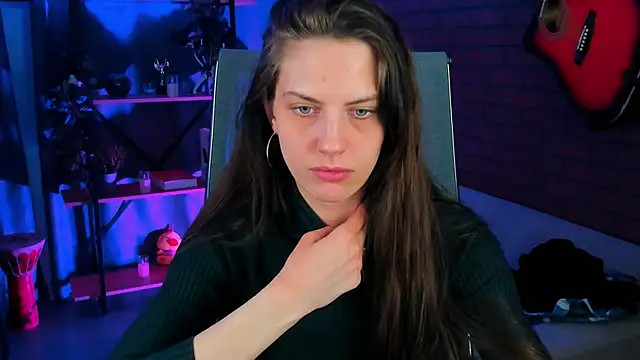 Snapshot of EmilyWilden chatting on March 7, 2025, 2:45 pm EmilyWilden online show from March 7, 2025, 2:45 pm