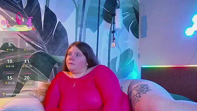 Snapshot of RubyValen chatting on April 8, 2026, 1:29 am RubyValen online show from April 8, 2026, 1:29 am