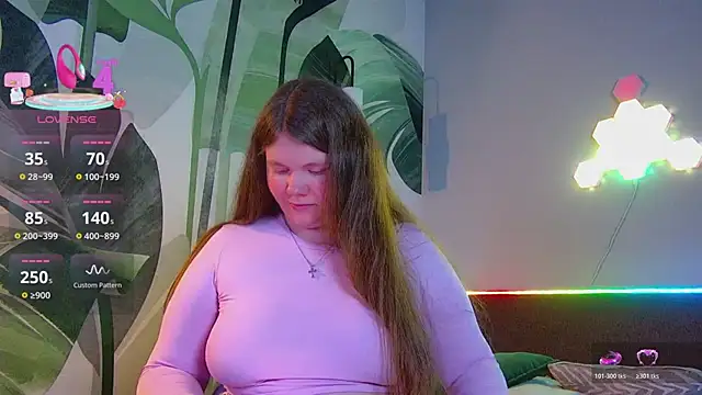 Snapshot of RubyValen chatting on March 19, 2026, 1:27 am RubyValen online show from March 19, 2026, 1:27 am