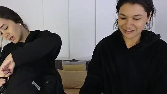 sexychanell 18 online show from February 13, 2026, 1:33 pm