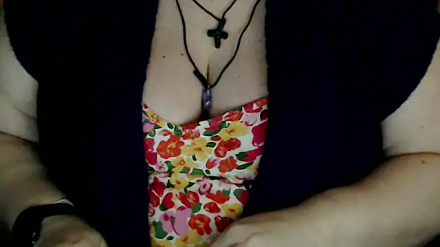 Snapshot of mayasmith chatting on March 21, 2026, 3:27 pm mayasmith online show from March 21, 2026, 3:27 pm