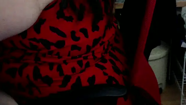 Snapshot of mayasmith chatting on May 21, 2026, 6:33 am mayasmith online show from May 21, 2026, 6:33 am
