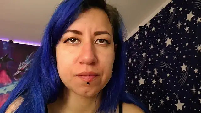 pussytight pervert online show from April 11, 2026, 9:18 pm