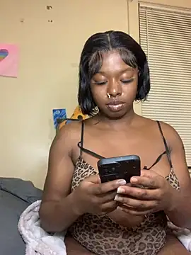 Snapshot of TinyBlazian901 chatting on September 16, 2025, 3:29 am TinyBlazian901 online show from September 16, 2025, 3:29 am