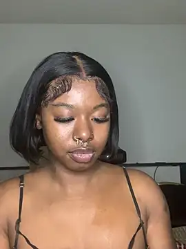 Snapshot of TinyBlazian901 chatting on February 12, 2026, 4:01 am TinyBlazian901 online show from February 12, 2026, 4:01 am