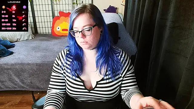 Snapshot of KiraSpitQueen chatting on February 2, 2025, 2:27 am KiraSpitQueen online show from February 2, 2025, 2:27 am