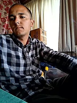 Snapshot of Vyrgin_boy chatting on May 11, 2026, 9:54 am Vyrgin boy online show from May 11, 2026, 9:54 am