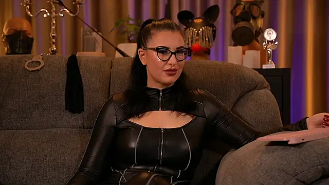 Snapshot of kelly_kent chatting on October 11, 2025, 9:16 pm kelly kent online show from October 11, 2025, 9:16 pm