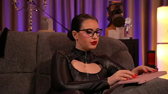Snapshot of kelly_kent chatting on February 3, 2025, 12:25 am kelly kent online show from February 3, 2025, 12:25 am
