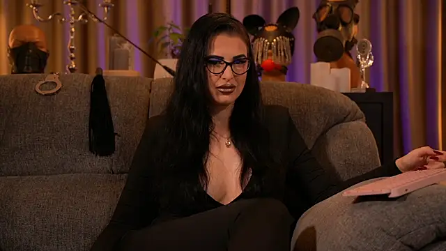 Snapshot of kelly_kent chatting on October 16, 2025, 10:40 pm kelly kent online show from October 16, 2025, 10:40 pm