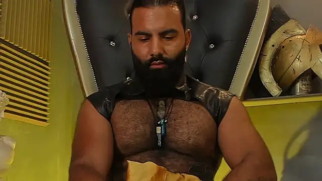 BeardAndrew online show from November 13, 2025, 3:10 am