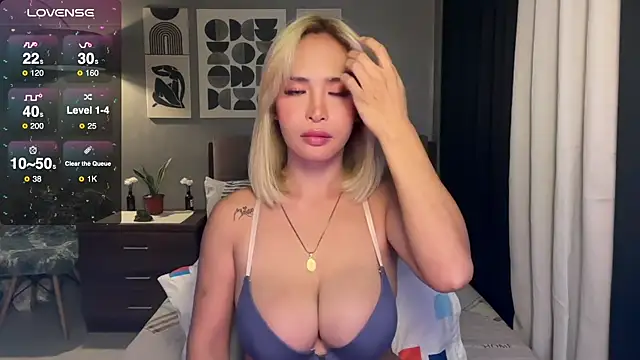 Snapshot of NastyH0tBABEx chatting on March 22, 2025, 7:25 am NastyH0tBABEx online show from March 22, 2025, 7:25 am