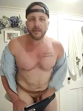 ShaneJames11 online show from April 28, 2026, 2:49 am