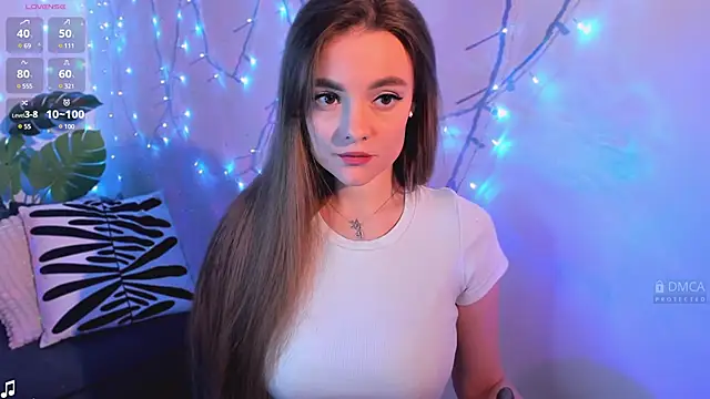 Snapshot of xwiuiwx chatting on March 14, 2025, 12:32 am xwiuiwx online show from March 14, 2025, 12:32 am