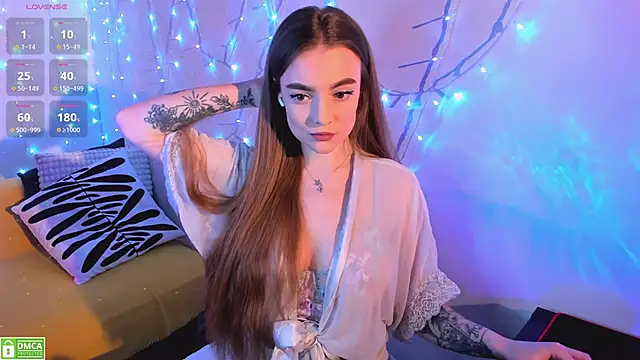 Snapshot of xwiuiwx chatting on February 12, 2025, 4:55 pm xwiuiwx online show from February 12, 2025, 4:55 pm