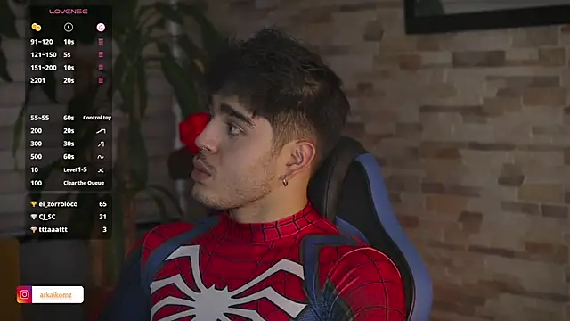 Snapshot of Arkaikomz chatting on January 26, 2025, 12:26 am Arkaikomz online show from January 26, 2025, 12:26 am