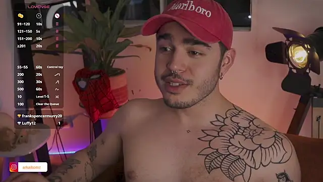 Snapshot of Arkaikomz chatting on February 23, 2025, 2:29 am Arkaikomz online show from February 23, 2025, 2:29 am