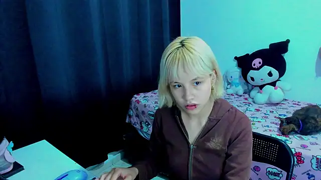 Snapshot of Akane-Mou chatting on March 17, 2026, 12:24 am Akane-Mou online show from March 17, 2026, 12:24 am