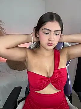 Snapshot of sofia_henaok chatting on December 4, 2025, 7:35 pm sofia henaok online show from December 4, 2025, 7:35 pm