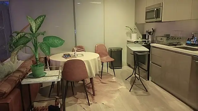 Snapshot of HungandThickLatin chatting on October 26, 2025, 8:59 am HungandThickLatin online show from October 26, 2025, 8:59 am