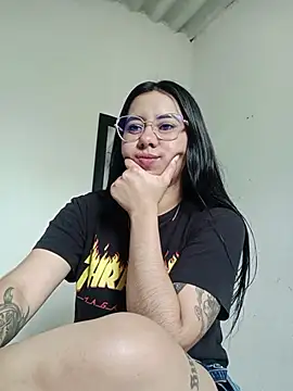 majo rose online show from November 7, 2025, 9:19 pm