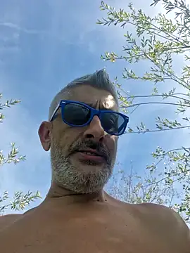 Snapshot of cuci45 chatting on September 21, 2025, 11:59 am cuci45 online show from September 21, 2025, 11:59 am