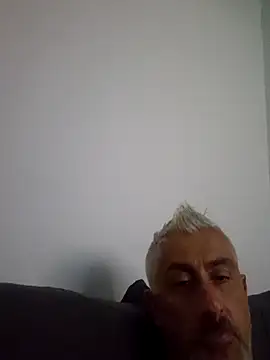 Snapshot of cuci45 chatting on September 27, 2025, 3:23 am cuci45 online show from September 27, 2025, 3:23 am