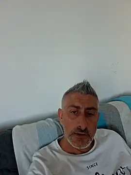 Snapshot of cuci45 chatting on September 14, 2025, 2:39 pm cuci45 online show from September 14, 2025, 2:39 pm