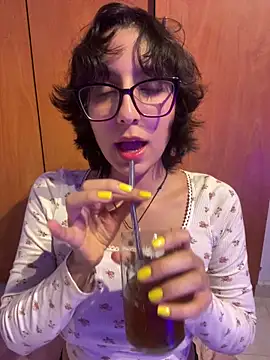 aurora xoxo online show from March 19, 2025, 4:36 am