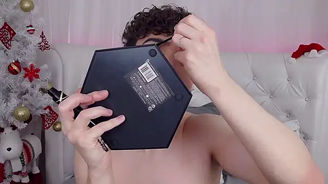 Snapshot of RobbyCharming chatting on December 21, 2025, 3:41 am RobbyCharming online show from December 21, 2025, 3:41 am