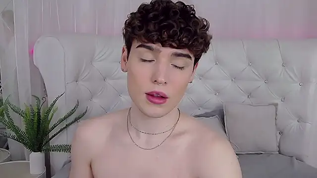 RobbyCharming online show from March 9, 2026, 4:27 am