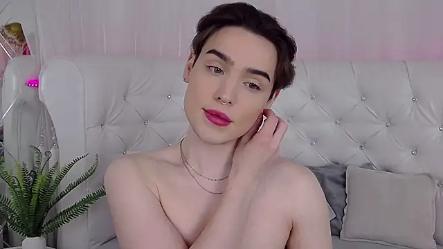 Snapshot of RobbyCharming chatting on April 18, 2026, 4:37 am RobbyCharming online show from April 18, 2026, 4:37 am