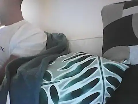 Snapshot of Malcomvs97 chatting on March 19, 2025, 6:35 am Malcomvs97 online show from March 19, 2025, 6:35 am