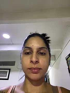 Snapshot of charlotte_stevenss_ chatting on February 21, 2025, 1:22 am charlotte stevenss online show from February 21, 2025, 1:22 am