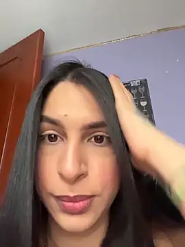 charlotte stevenss  online show from July 4, 2026, 2:21 pm