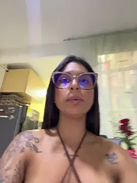 Snapshot of charlotte_stevenss_ chatting on March 8, 2025, 8:35 pm charlotte stevenss online show from March 8, 2025, 8:35 pm