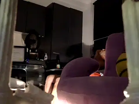 Snapshot of OSIRlS chatting on February 20, 2025, 4:58 pm OSIRlS online show from February 20, 2025, 4:58 pm