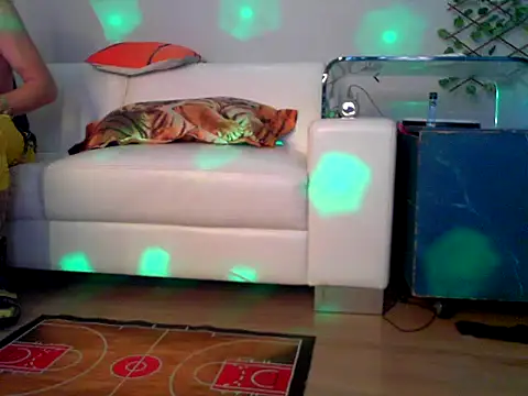 OSIRlS online show from February 21, 2026, 4:53 pm