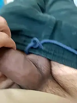 Snapshot of wrong_man25 chatting on October 7, 2025, 9:38 pm wrong man25 online show from October 7, 2025, 9:38 pm