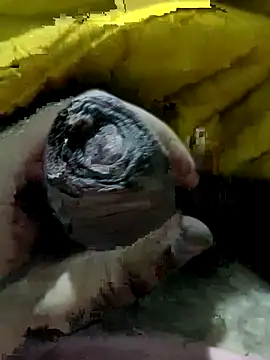 Snapshot of wrong_man25 chatting on October 23, 2025, 3:21 pm wrong man25 online show from October 23, 2025, 3:21 pm