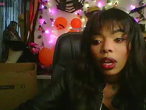 Snapshot of Anaconda2350 chatting on November 6, 2025, 7:23 am Anaconda2350 online show from November 6, 2025, 7:23 am
