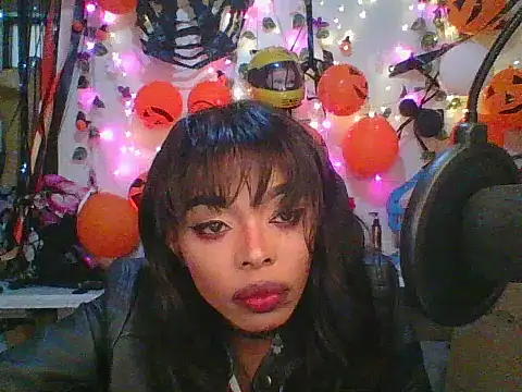 Snapshot of Anaconda2350 chatting on October 31, 2025, 6:15 pm Anaconda2350 online show from October 31, 2025, 6:15 pm