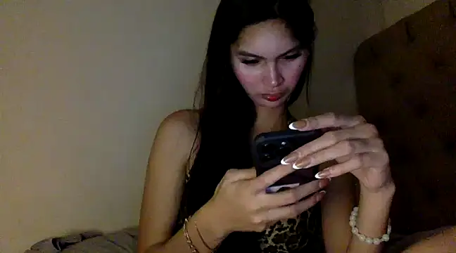 ehotlovea  online show from March 20, 2025, 6:31 pm